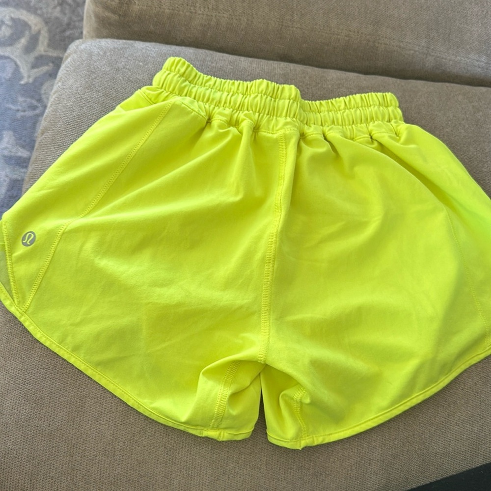 Lulu shorts